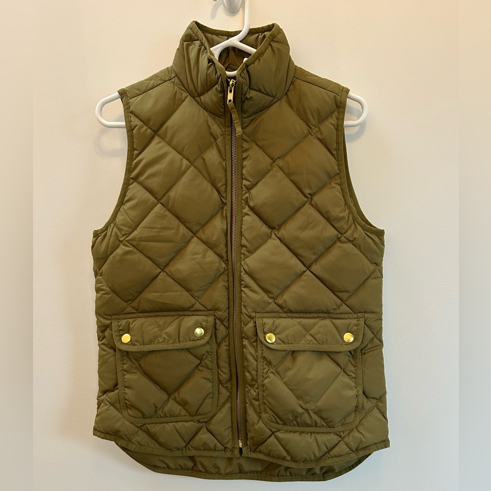 J. Crew Quilted Vest in Olive Green XS
